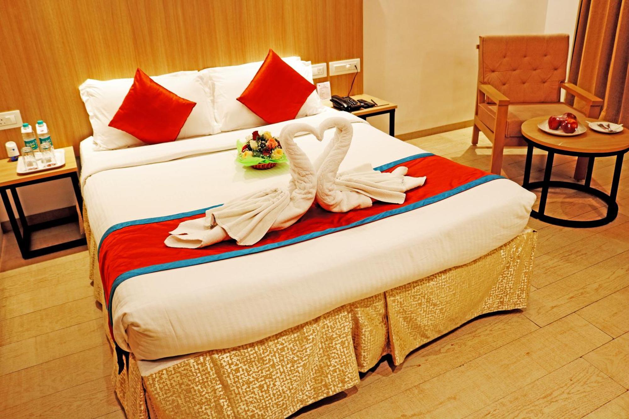 Hotel Ramee Guestline Tirupati Exterior foto