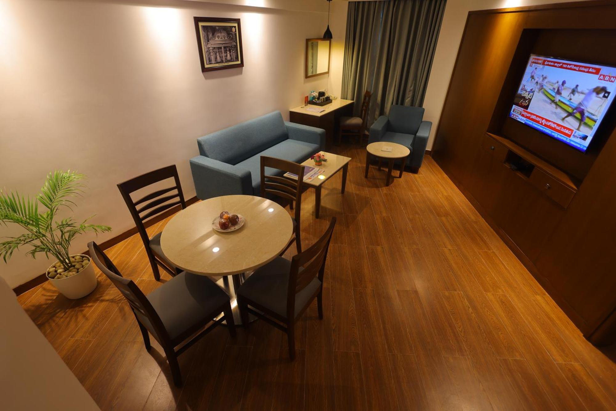 Hotel Ramee Guestline Tirupati Exterior foto