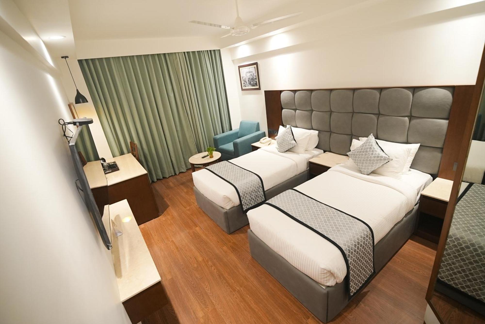 Hotel Ramee Guestline Tirupati Exterior foto